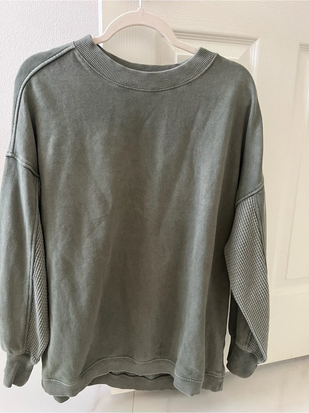 Aerie Cozy green Sage Green Knit Sleeve Sweatshirt size small - Picture 11 of 11